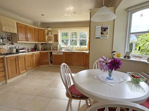 Photo 7- click for photo gallery